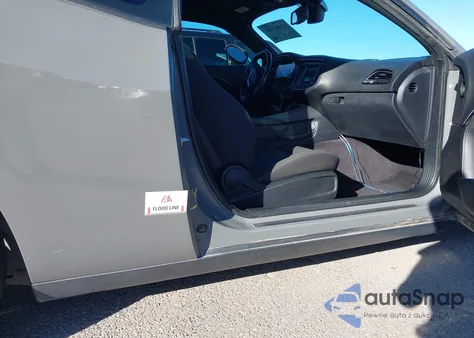 2017 Dodge Challenger Sxt z USA, uszkodzony, nr VIN 2C3CDZAG3HH651460